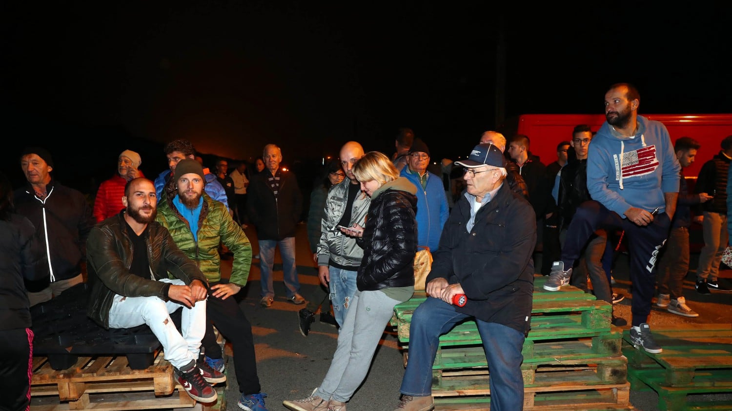 Italiani stufi degli immigrati: "Accogliamo solo terremotati"