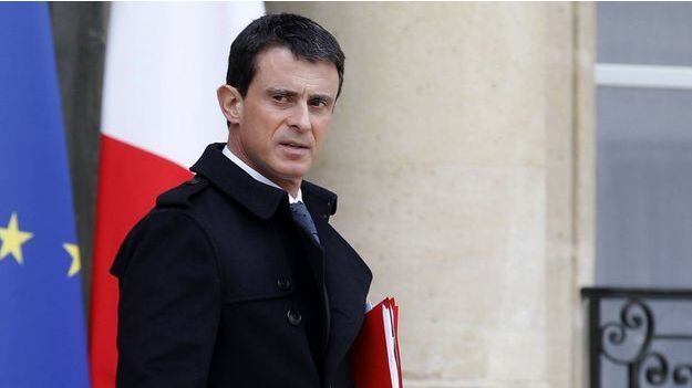Valls, ex primo ministro francese, vuole candidarsi a sindaco di Barcellona