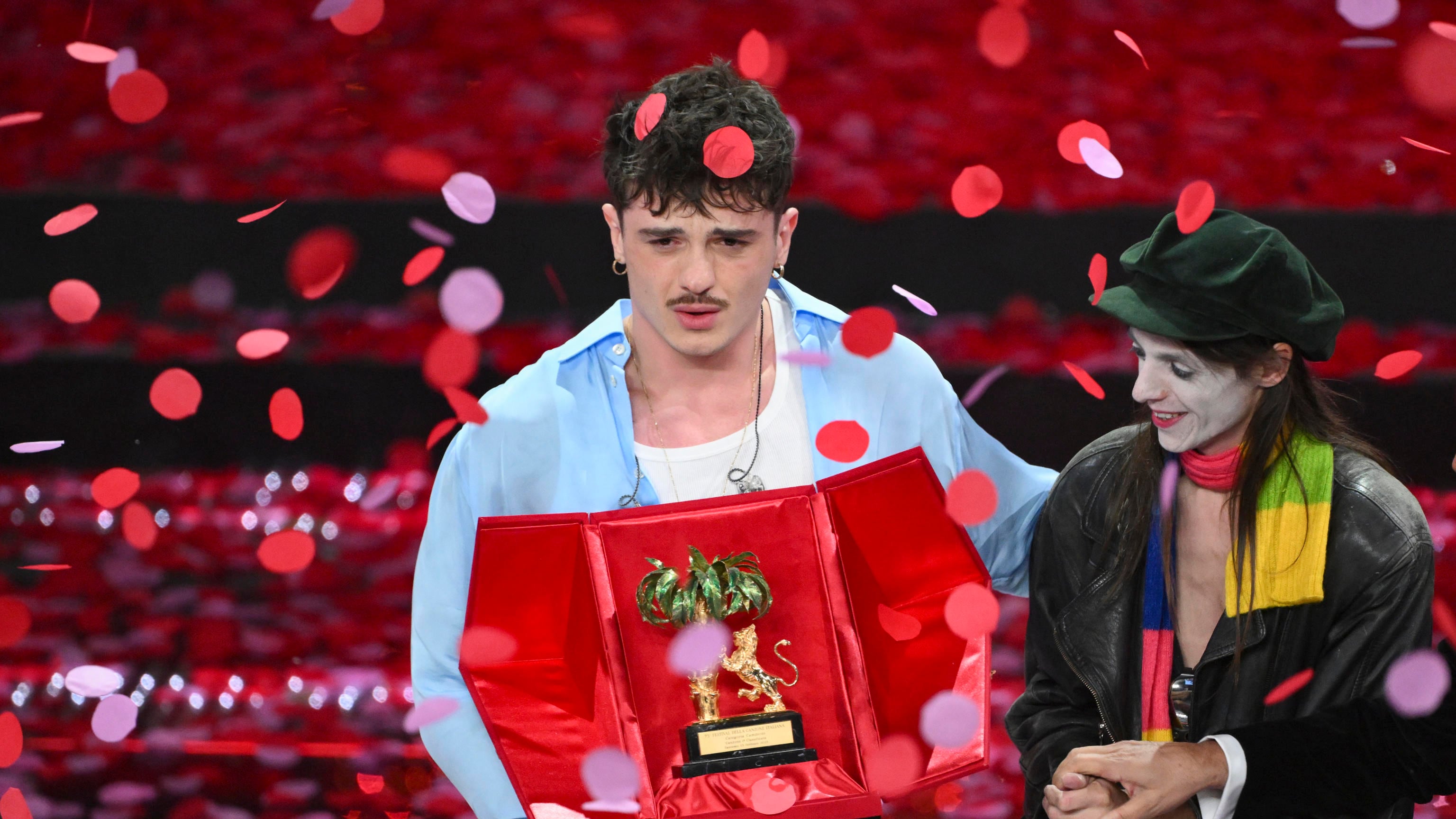 Sanremo, vince Olly. Fischi per Giorgia e Achille Lauro fuori dal podio