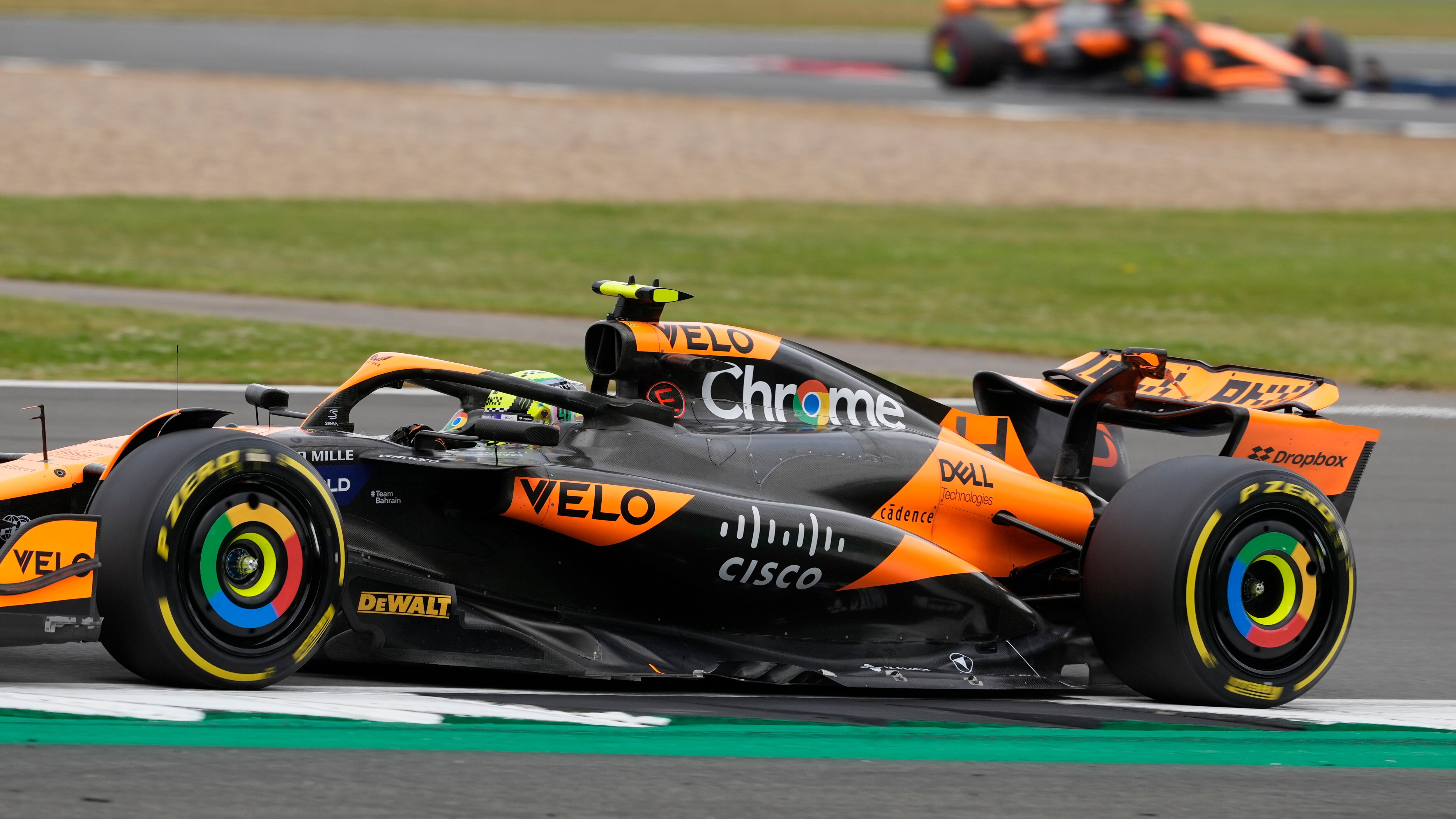 F1, in Inghilterra Norris è il più veloce nelle libere: Leclerc solo sesto, Sainz 8°