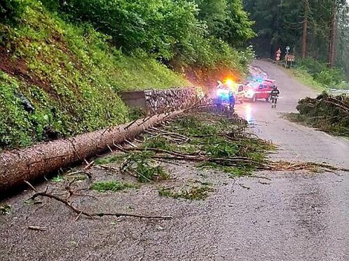 Downburst, il fenomeno meteorologico che fa paura: di cosa si tratta