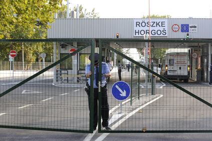 Ungheria, frontiera sigillata al confine serbo 5