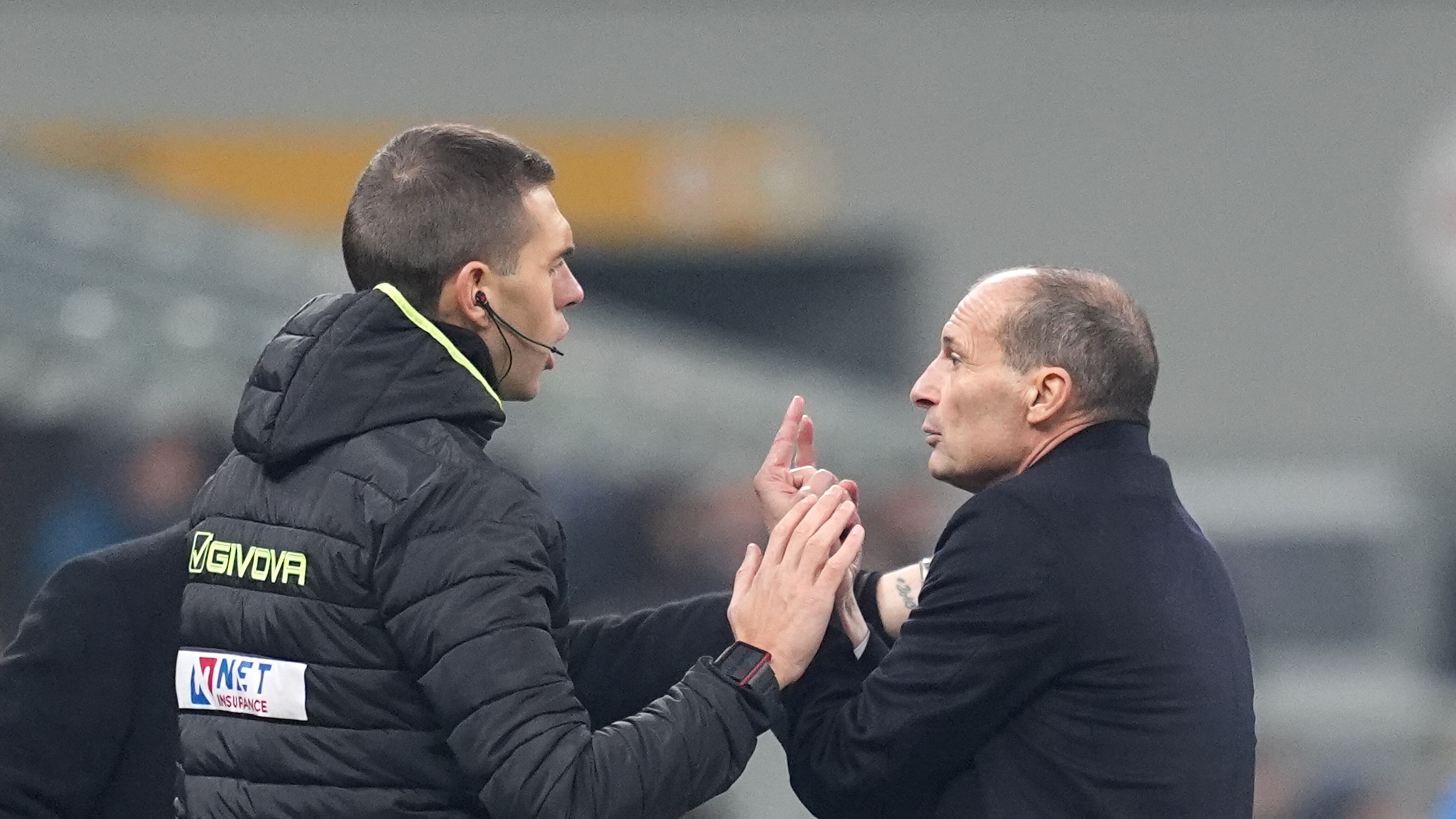 Allegri furibondo con l'arbitro di Milan-Lazio: ecco cosa ha detto prima dell'espulsione