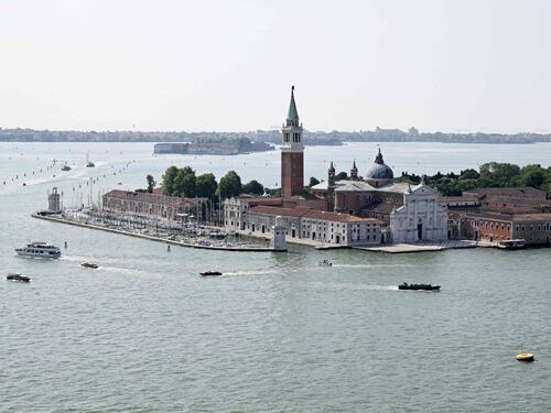 Matrimonio Jeff Bezos, la lista degli Yacht dei multimilionari arrivati a Venezia: ecco il loro valore