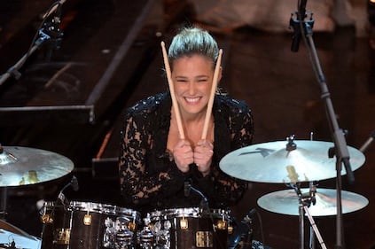 Bar Refaeli, sexy mamma col pancione 50