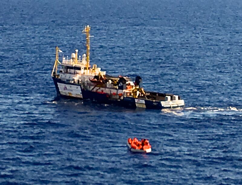 Missione in Libia, caccia agli immigrati perduti 3