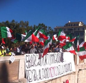 Il flash mob di Forza Italia contro Mare Nostrum 2