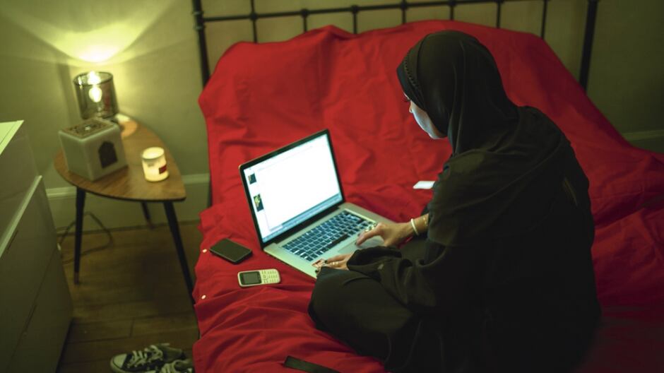 Anna, la finta foreign fighter che ha rubato i segreti all'Isis