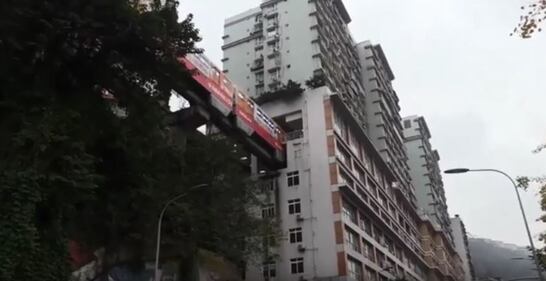 Cina, la fermata della metro è dentro casa 1
