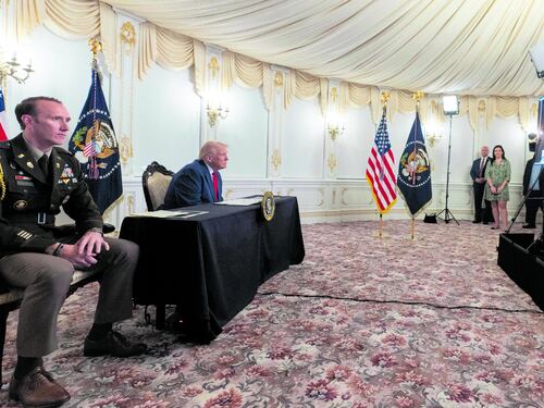 Pugno duro di Trump: "Stop all'immigrazione dal Terzo Mondo"