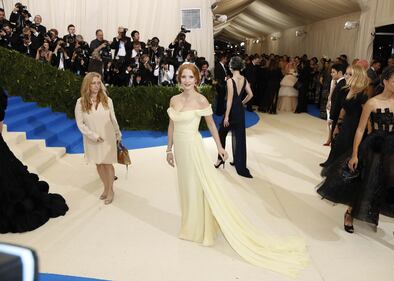 Met Gala 2017, i look più sexy 10