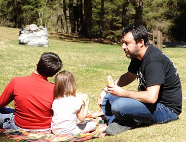 Matteo Salvini in montagna con i figli 14