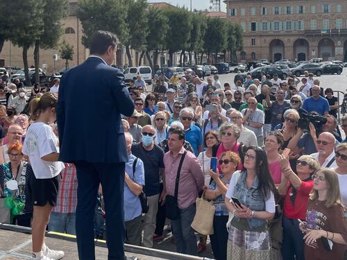 Il tour elettorale e il "vuoto" attorno a Giuseppe Conte