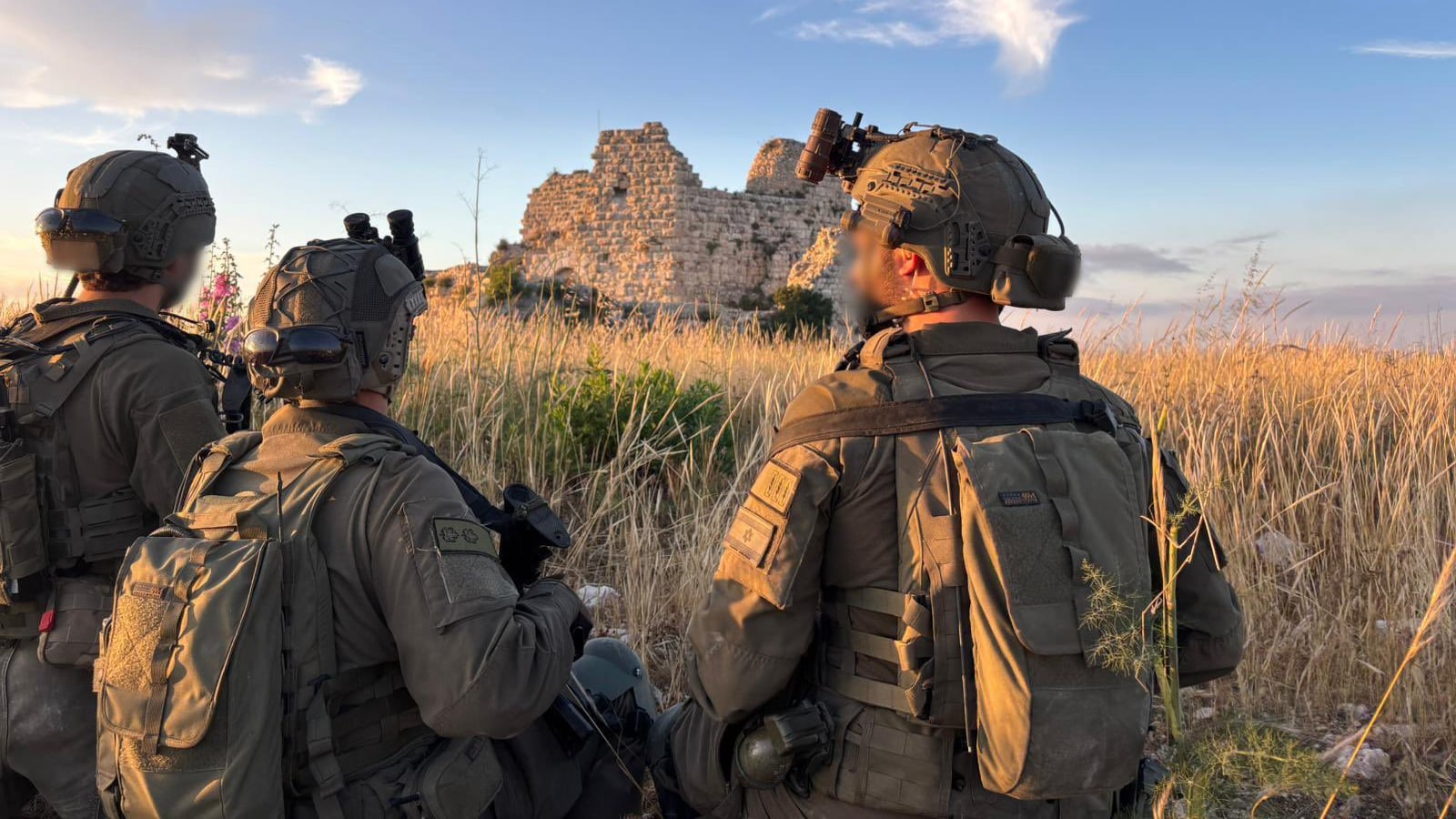 Le Idf avanzano in Libano, preso il castello crociato di Beaufort. Ira di Parigi, domani consiglio Onu d'emergenza