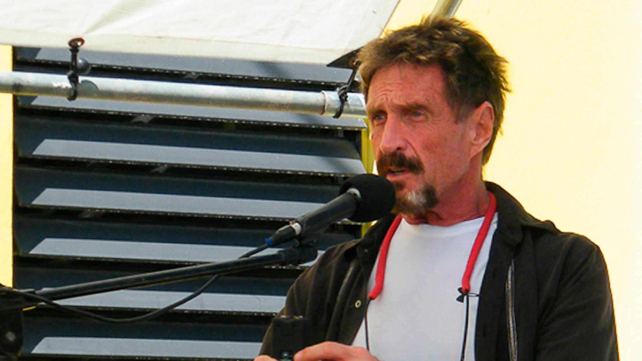 Guatemala, in arresto John McAfee
