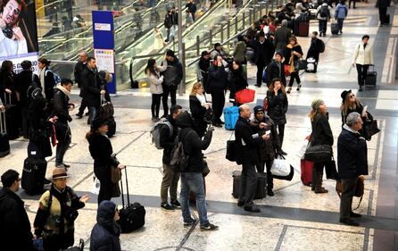 Blitz alla stazione di Bologna: treni in ritardo 9