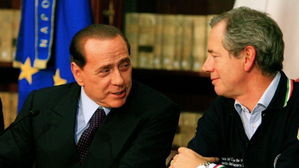 Berlusconi apre al confronto: "Ma evitiamo lockdown". E lancia Bertolaso a Roma