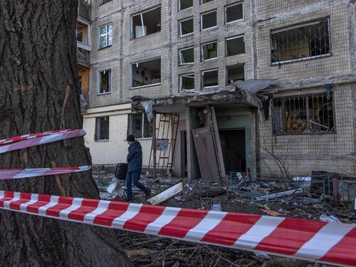 Notte di fuoco a Kiev: pioggia di bombe sul centro della capitale