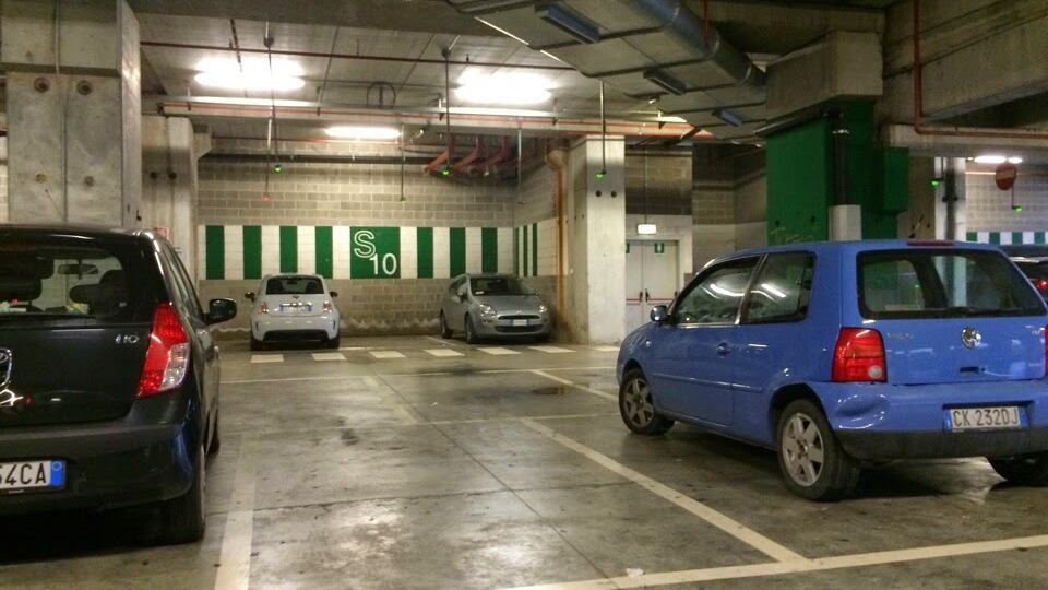 Malpensa, lascia l'auto al parcheggio, ma la ritrova da un'altra parte con 330 chilometri in più