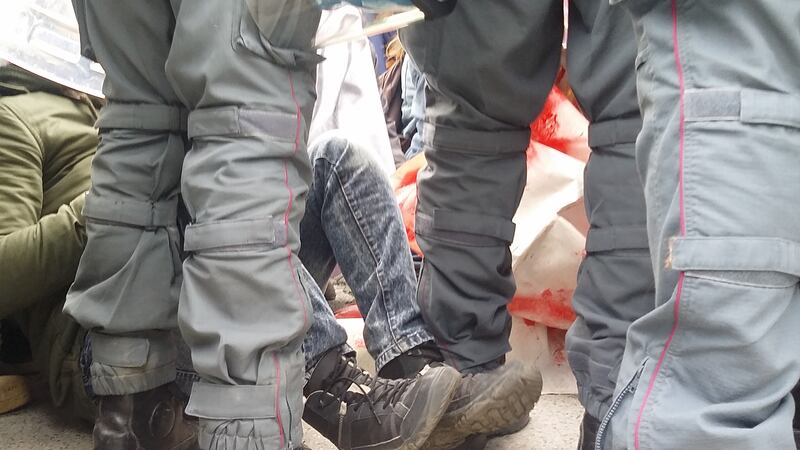 Di Maio nel suo liceo: contestato da studenti e lavoratori  5