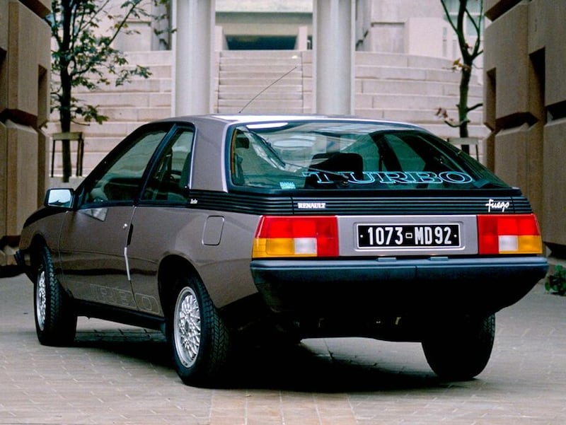 Renault Fuego, guarda la gallery 4
