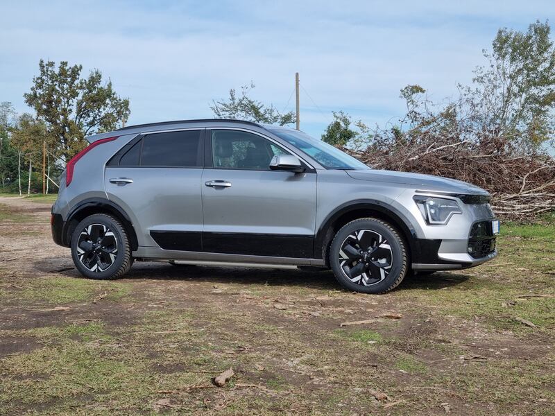 Kia Niro EV 2024: guarda la gallery del crossover elettrico. Tanta autonomia e spazio a bordo 4