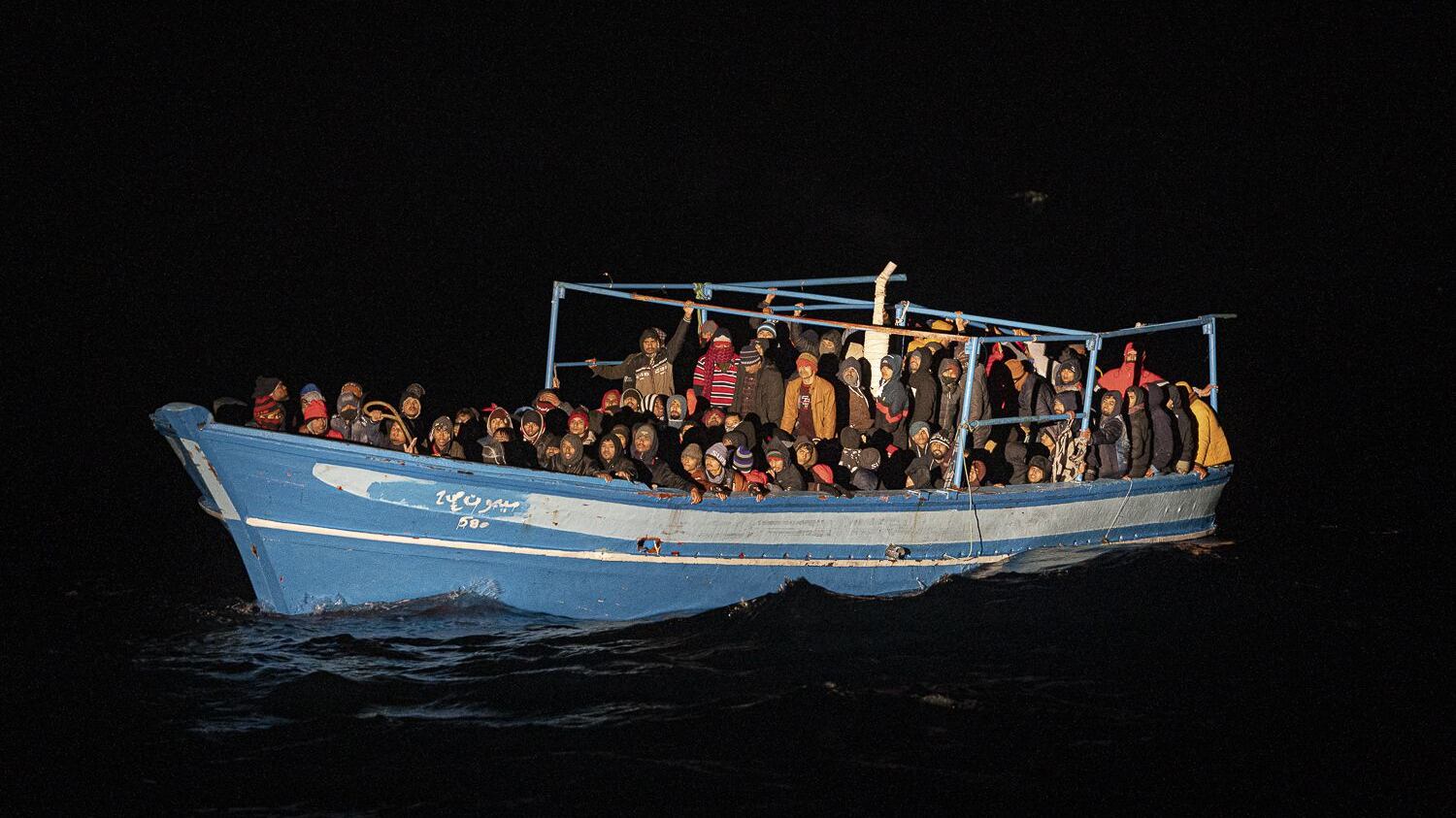 “Li hanno lasciati morire”. L'attacco choc sui migranti contro l’Italia