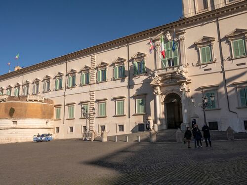 Tamponi a tutti, capienza, raggi Uv: come si voterà per il Colle
