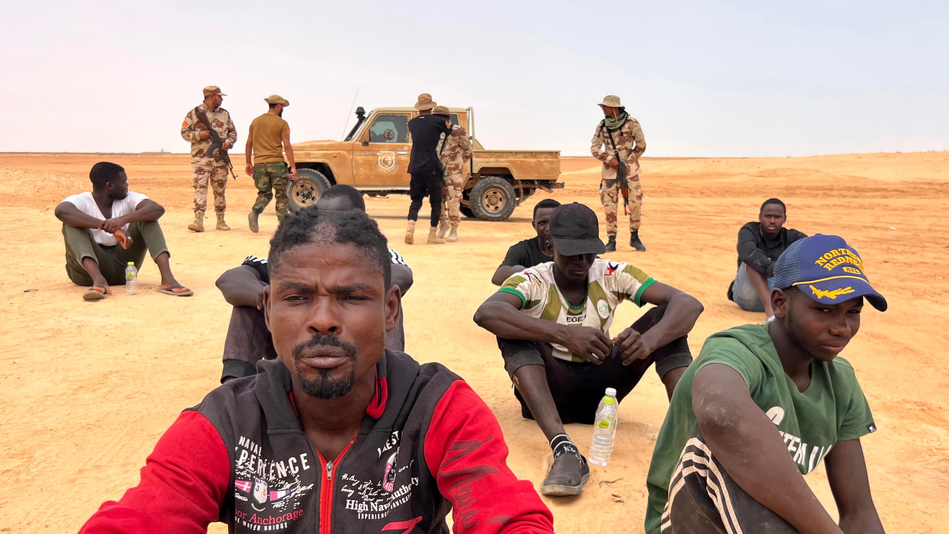 Voli sospetti verso la Libia e bomba migranti: dubbi Ue sulle mosse della Russia