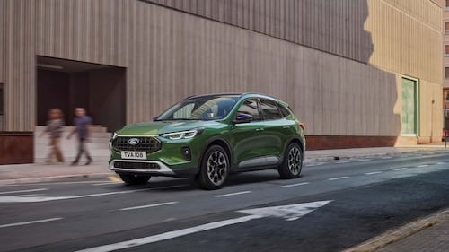 Nuova Ford Kuga restyling, guarda tutte e foto 14