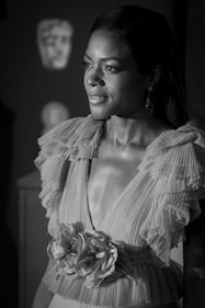 Bafta 2017: scollature hot sul red carpet 6