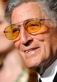 Tony Bennett, scomparso il grande della musica americana 5