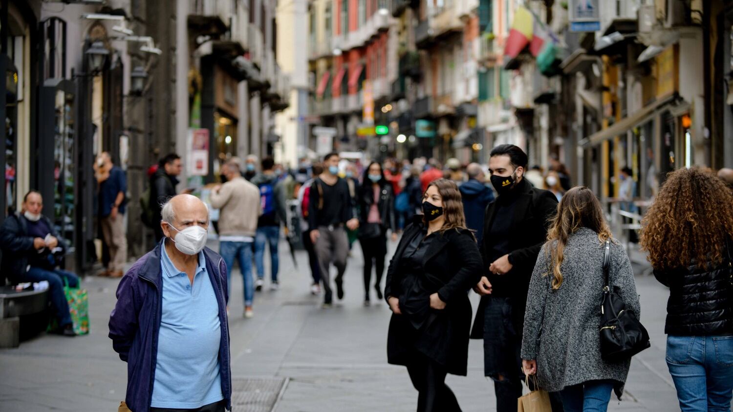 Le 3 regioni verso il lockdown (soft). Come sarà la nuova "serrata"