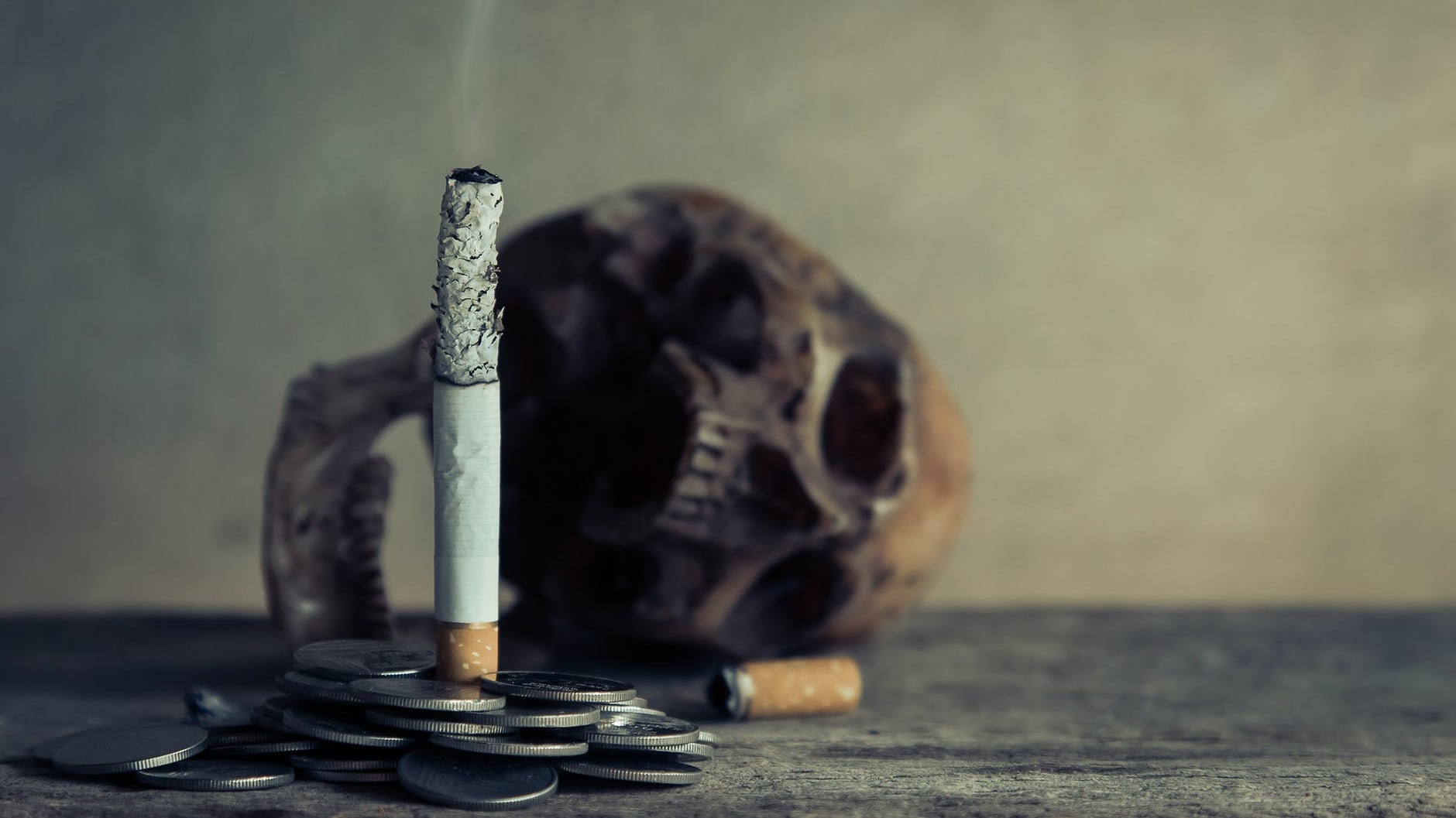 Stangata sulle sigarette: ecco perché. Tutte le cifre