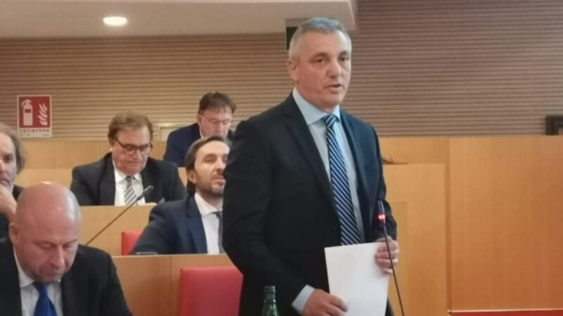 I pm colpiscono sotto elezioni in Puglia