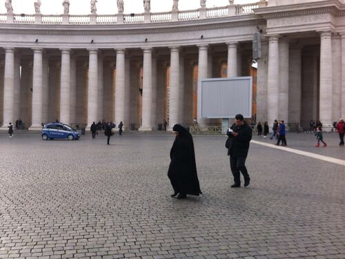 Terrorismo, calma apparente a San Pietro