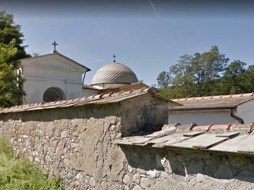 Salma smarrita al cimitero, la famiglia del defunto denuncia il Comune