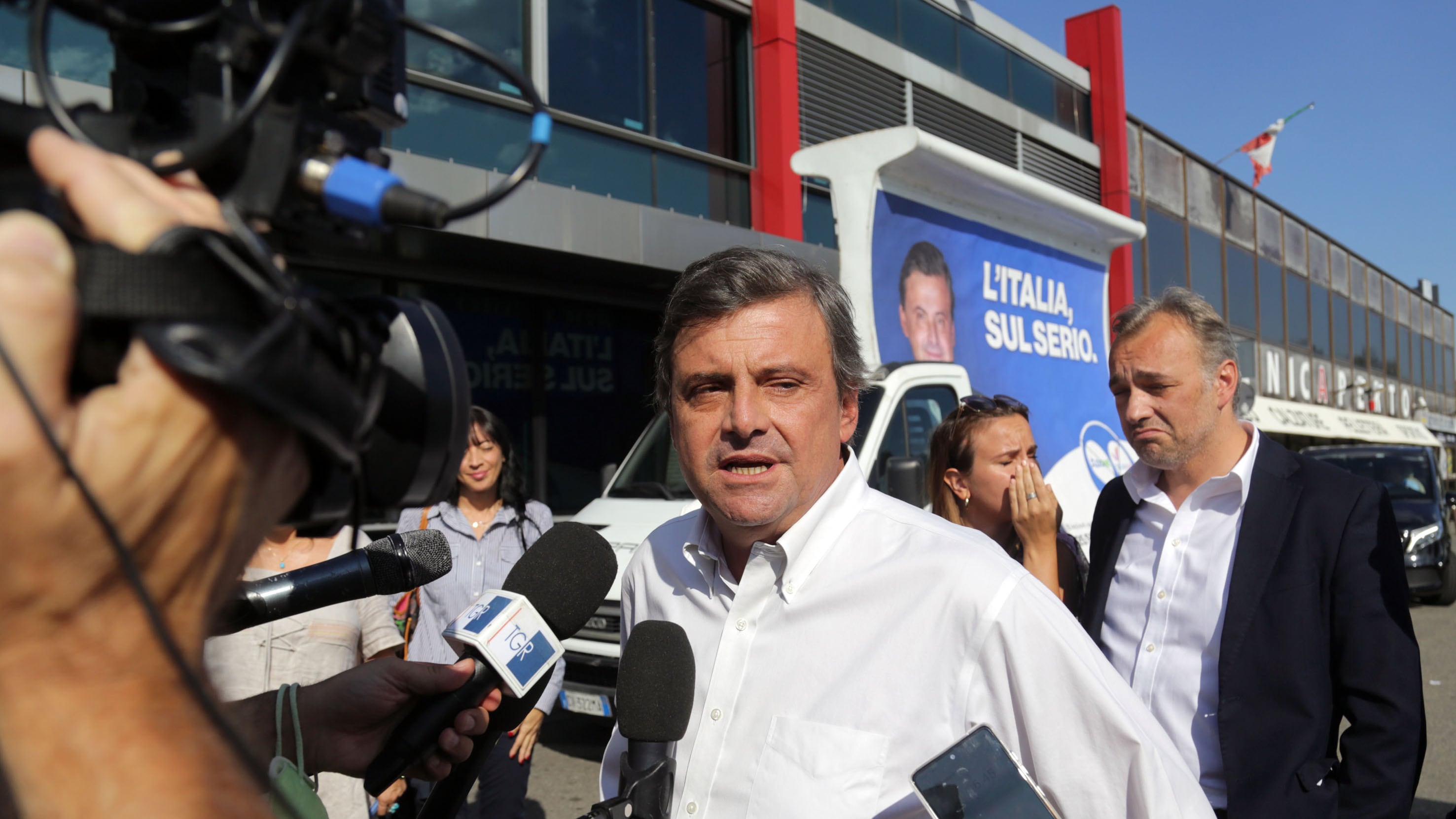 "Non ci pensare proprio". Calenda e Conte bocciano il campo largo di Orlando