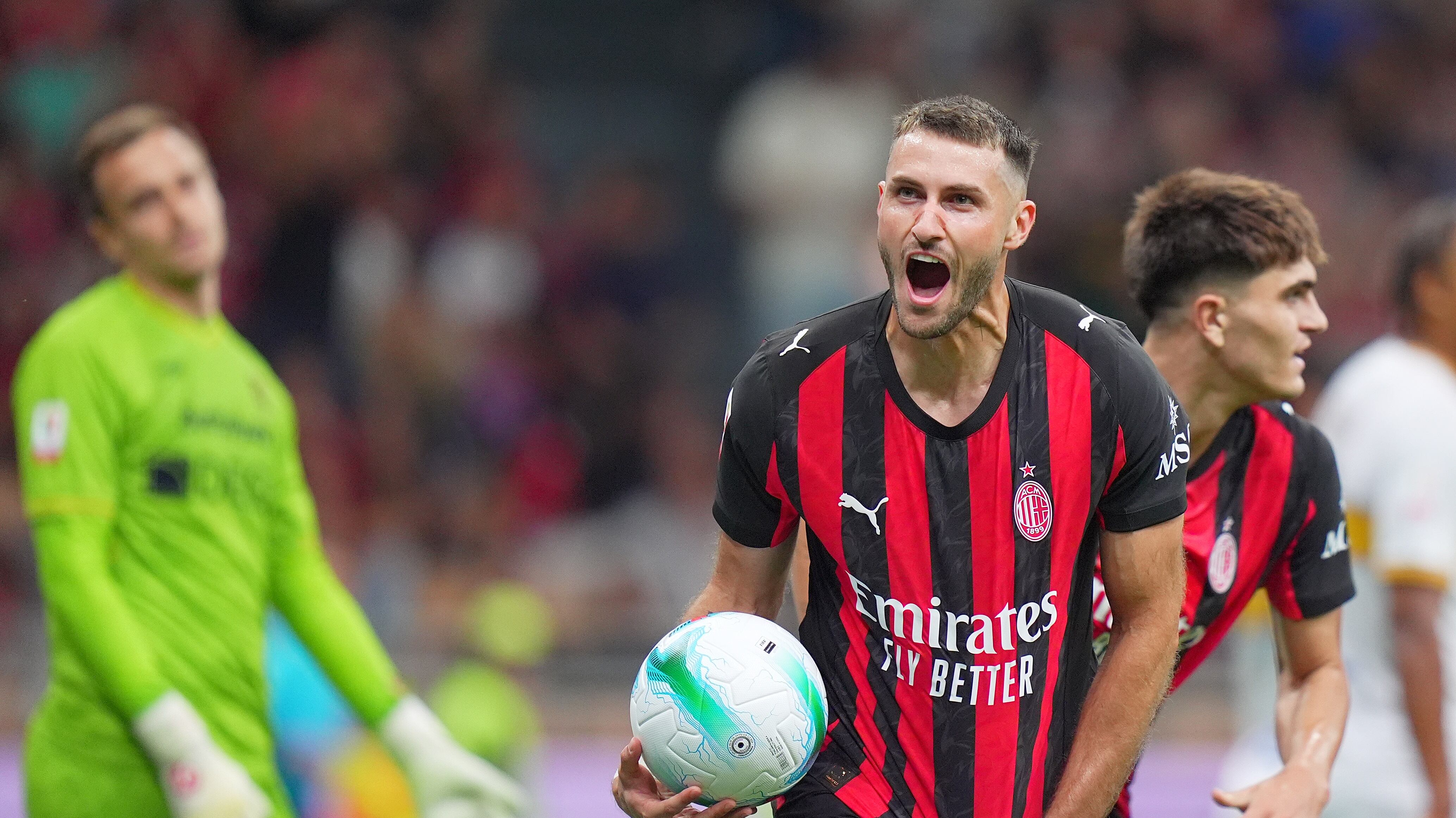 Coppa Italia, tutto facile per il Milan: Gimenez, Nkunku e Pulisic affondano il Lecce