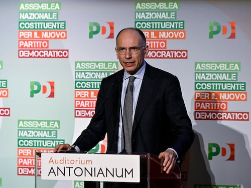 La doppia morale del Pd: diffama, ma poi minaccia di querela