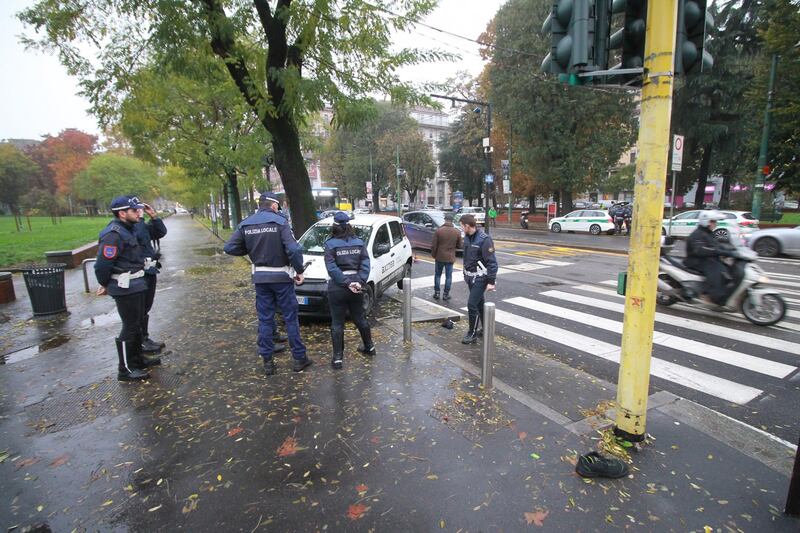 Guardia giurata si spara credendo di aver ucciso un motociclista 8