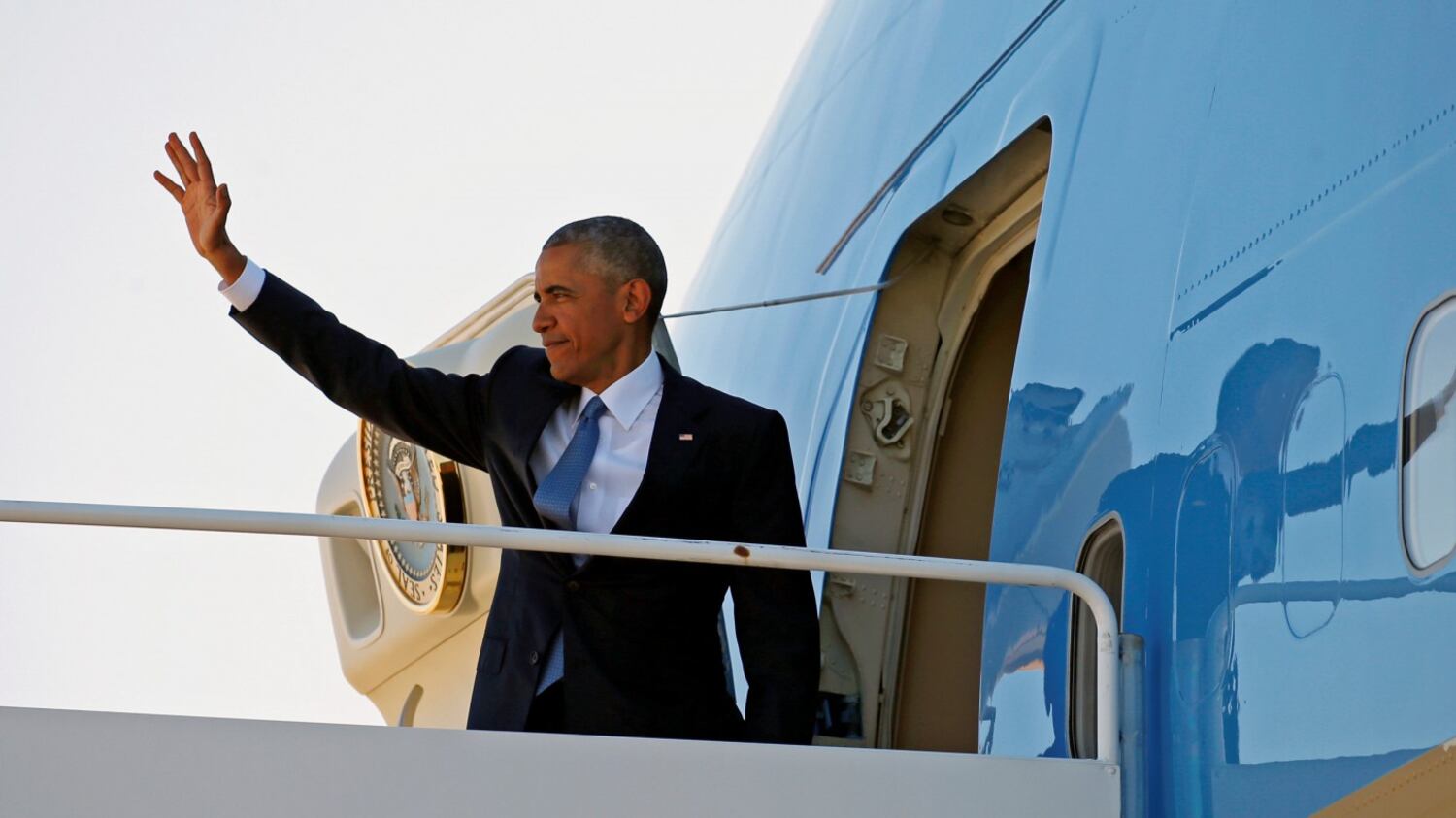 Usa, falso allarme semina il panico nella base dell'Air Force One