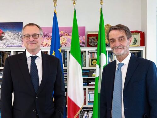 Auto, bollette e credito. Tre manifesti lombardi per salvare le imprese