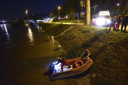 Soccorsi sul Tevere 1