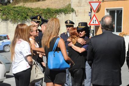Il dolore di Danila Josefa per il marito morto a Ventimiglia 1