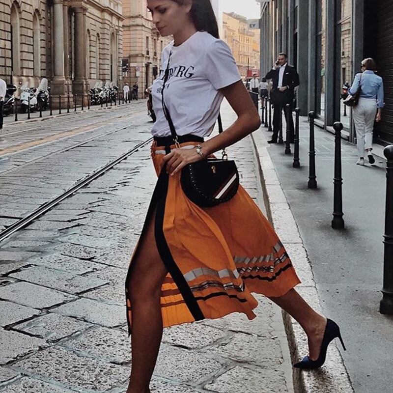 Linda Morselli hot su Instagram: l'ex di Valentino Rossi incanta i follower 6