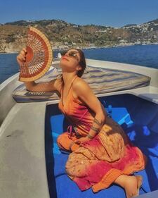 Naike Rivelli, lato b in mostra per i fan 33