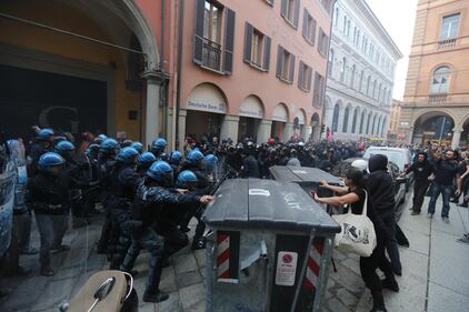 Le cariche dei centri sociali 12