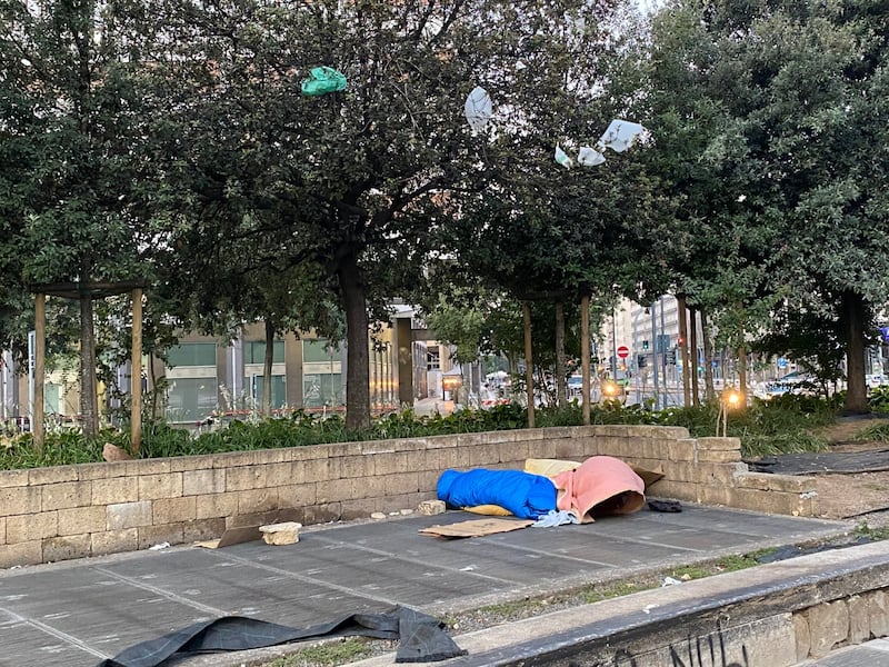 "Non gestione dell'accoglienza". La bomba contro Sala che viene da sinistra