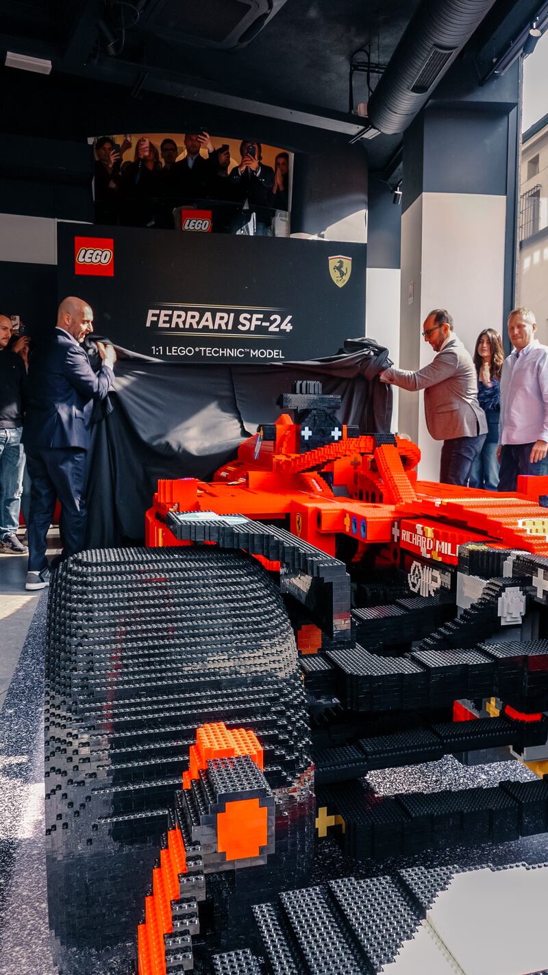 Lego presenta il nuovo set Lego Technic Ferrari SF-24 2